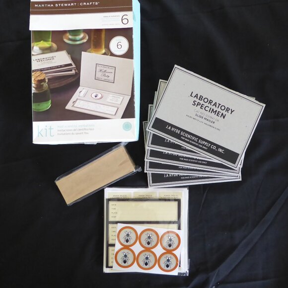 NEW 2007 MARTHA STEWART MAD SCIENTIST HALLOWEEN LAB SLIDES LABELS INVITATION KIT - Picture 2 of 13